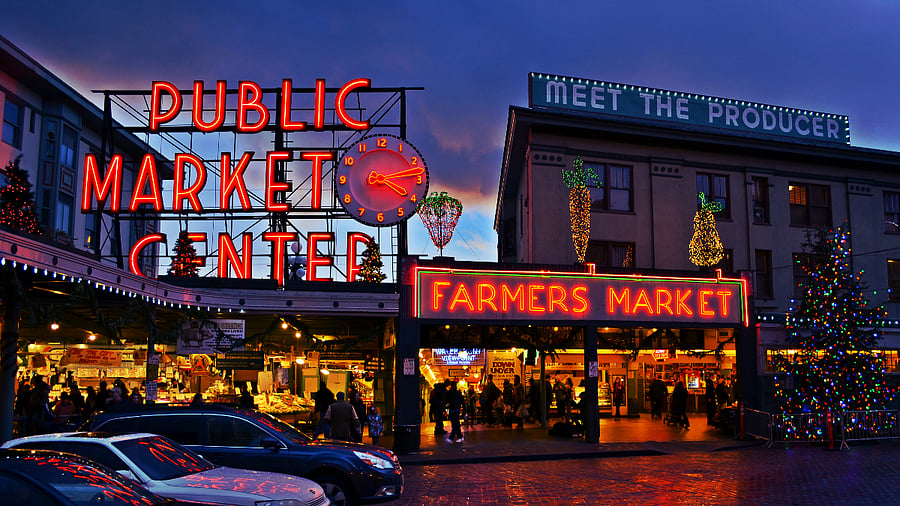 Visit Famous Pikes Place Market- Seattle