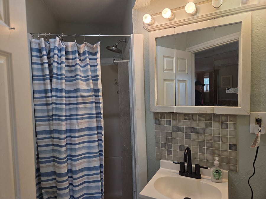 Furnished Finder property 618157_1 photo 11