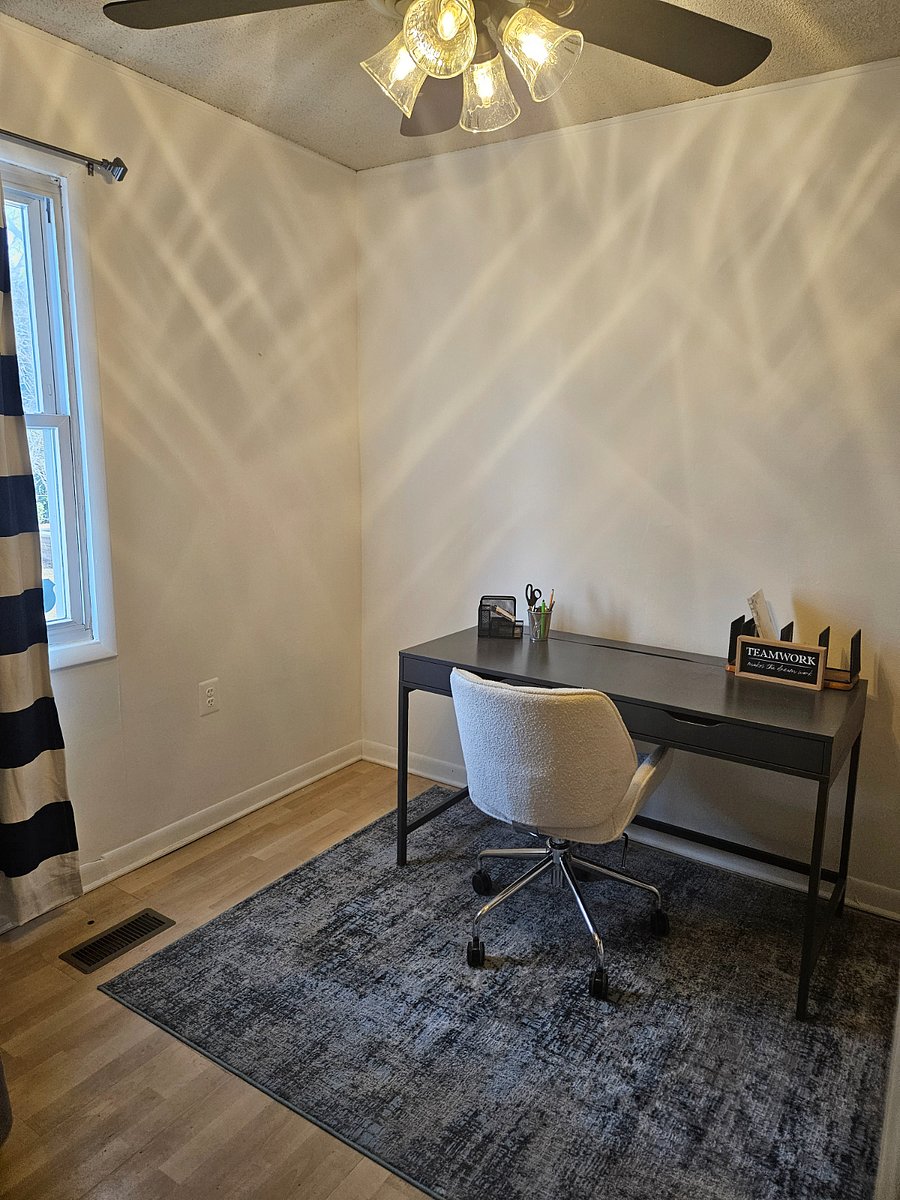 Office/laundry area