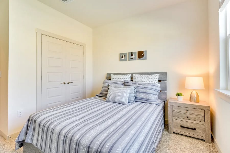 Furnished Finder property 618284_1 photo 17