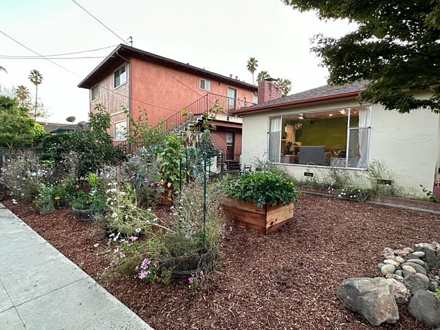 Furnished Finder property 618324_1 photo 17