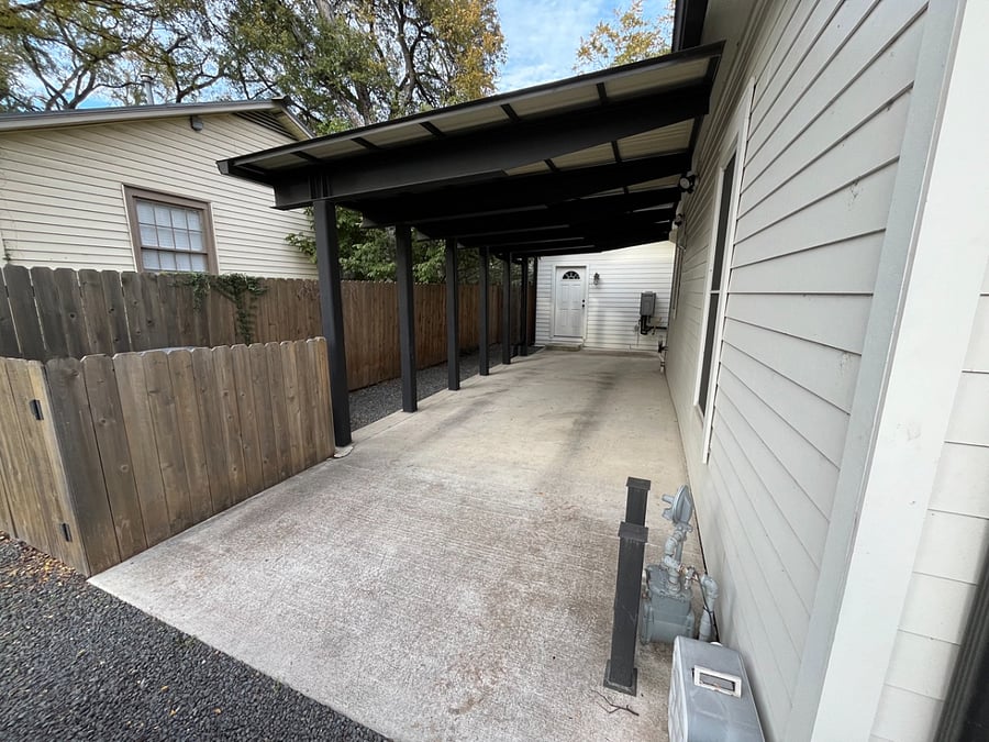 Covered parking for 2 cars - additional parking off street for 4