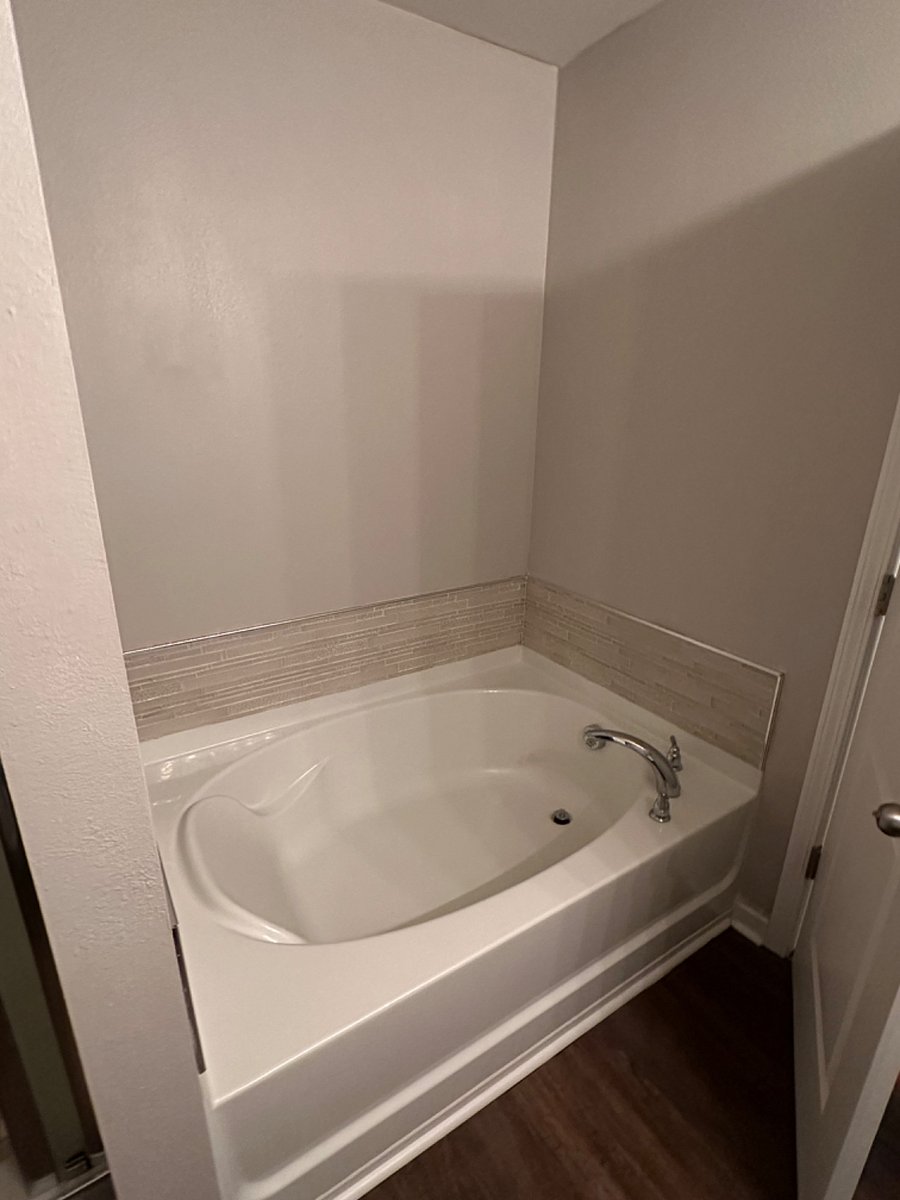 Furnished Finder property 618395_1 photo 20