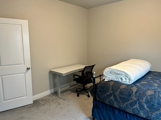 Furnished Finder property 618470_1 photo 3