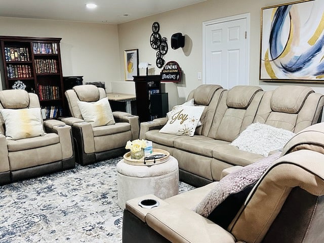 Furnished Finder property 618514_1 photo 20