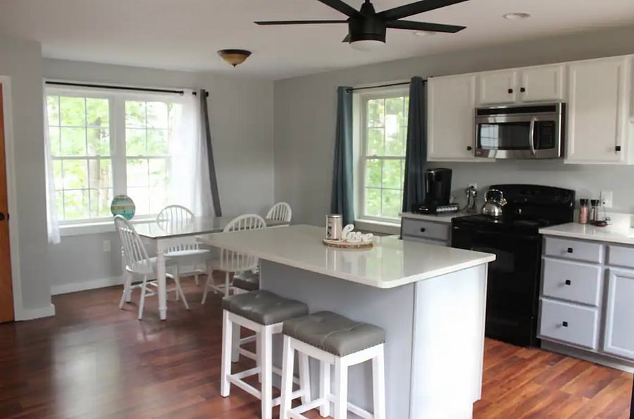 Kitchen and dining area