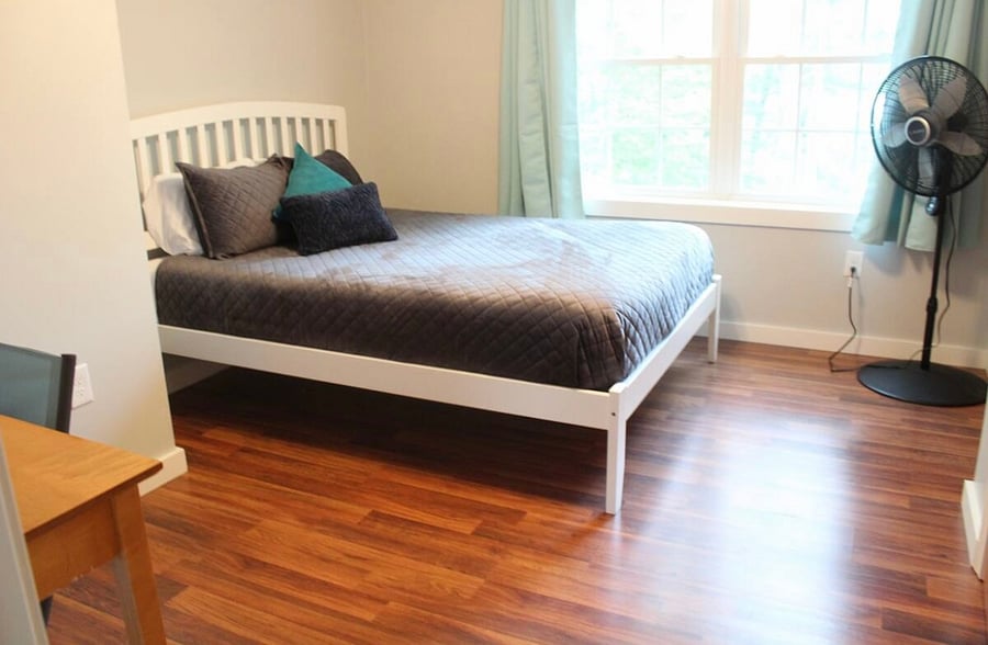 Queen bedroom