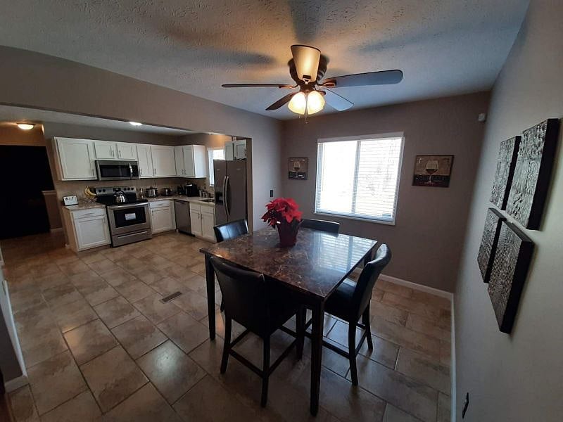 Furnished Finder property 618529_1 photo 4