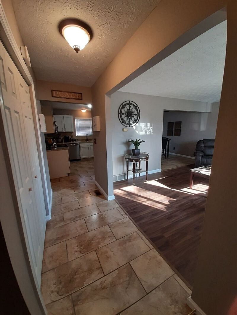 Furnished Finder property 618529_1 photo 5