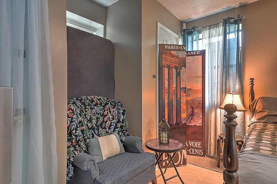 This was formerly the reading nook, but has been replaced with the guesthouse's treadmill (daybed now utilized as option for reading area).