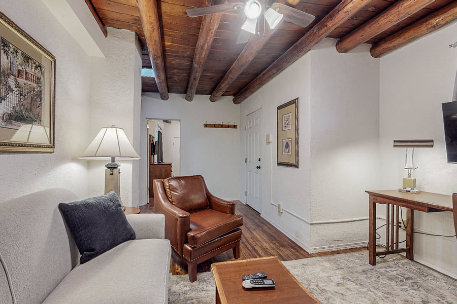 Furnished Finder property 618746_1 photo 1