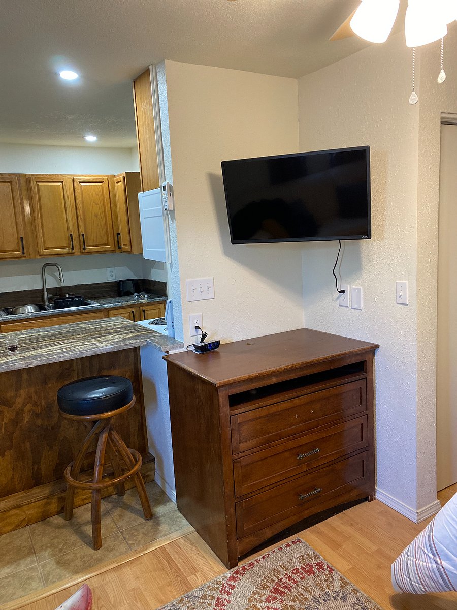 Furnished Finder property 618746_5 photo 8