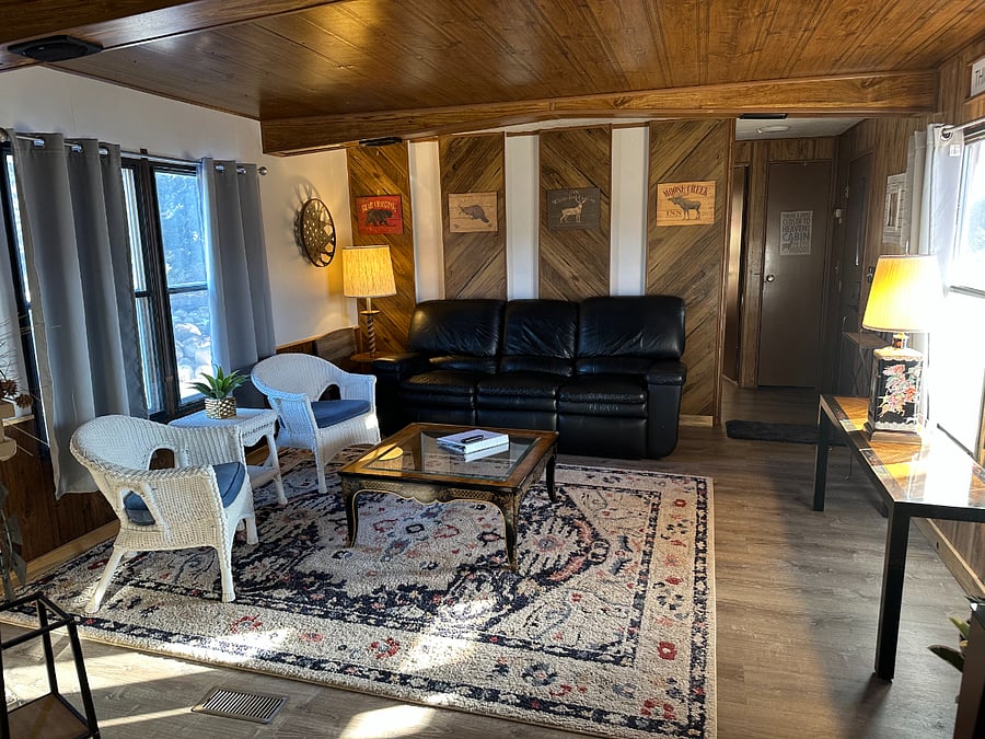 Furnished Finder property 618750_1 photo 18