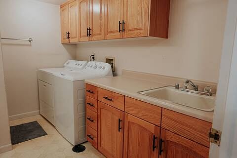 Furnished Finder property 618812_1 photo 25