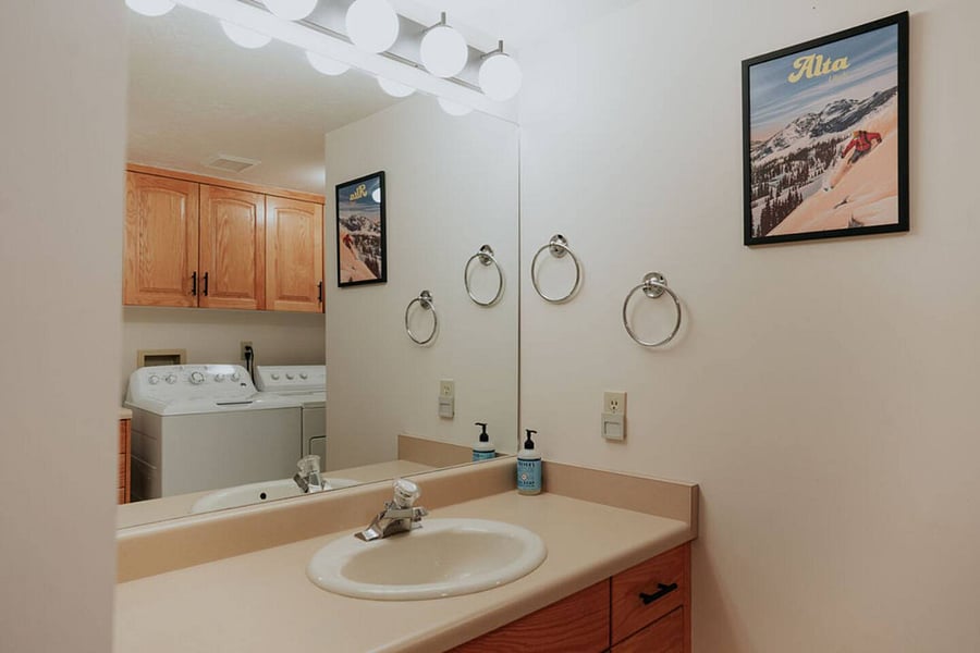 Furnished Finder property 618812_1 photo 24