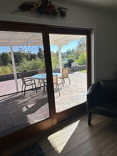 Furnished Finder property 618859_2 photo 9