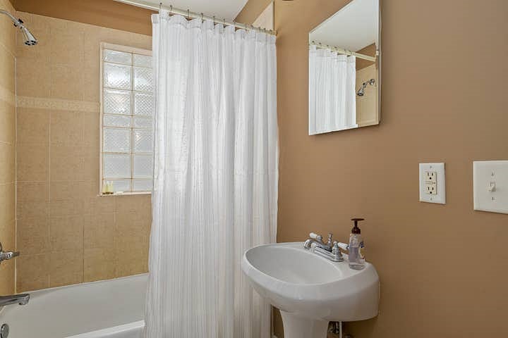 Furnished Finder property 618883_1 photo 7