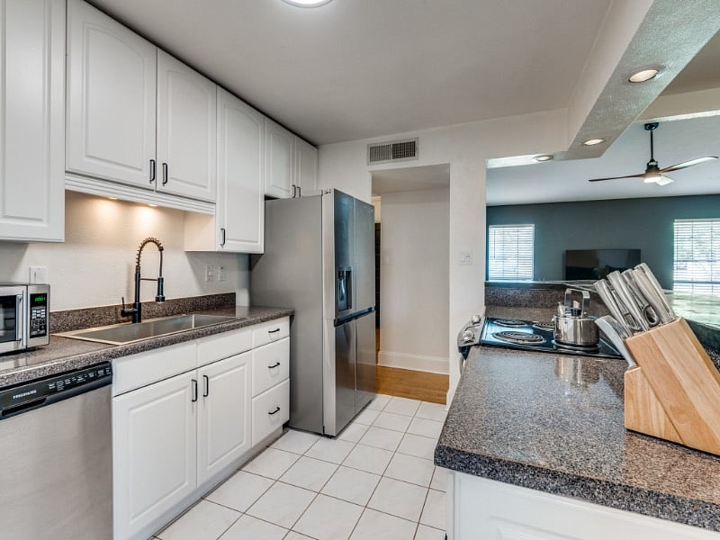 Furnished Finder property 619156_1 photo 6