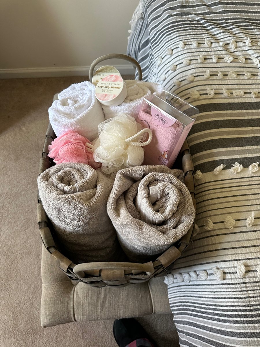 Fresh linens and bedding 