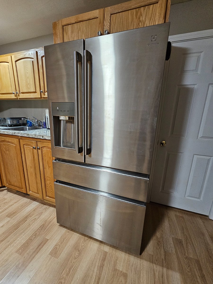 Oversized high end refrigerator and freezer with ice maker and flex zone.