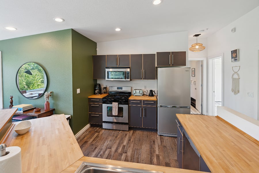 Furnished Finder property 619269_1 photo 8