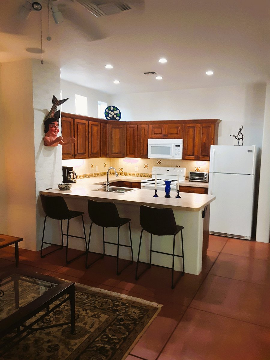 Furnished Finder property 619318_1 photo 4