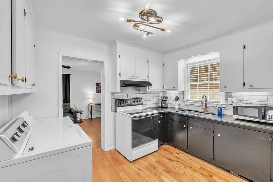 Furnished Finder property 619335_1 photo 6