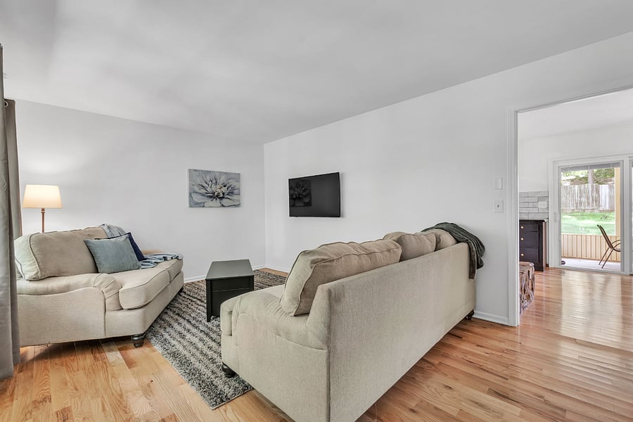 Furnished Finder property 619335_1 photo 3