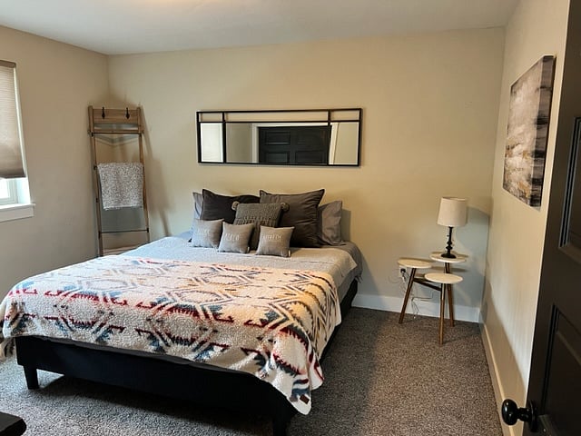 Furnished Finder property 619345_1 photo 11