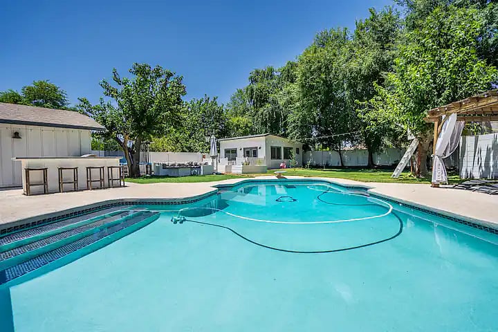 Furnished Finder property 619348_1 photo 13