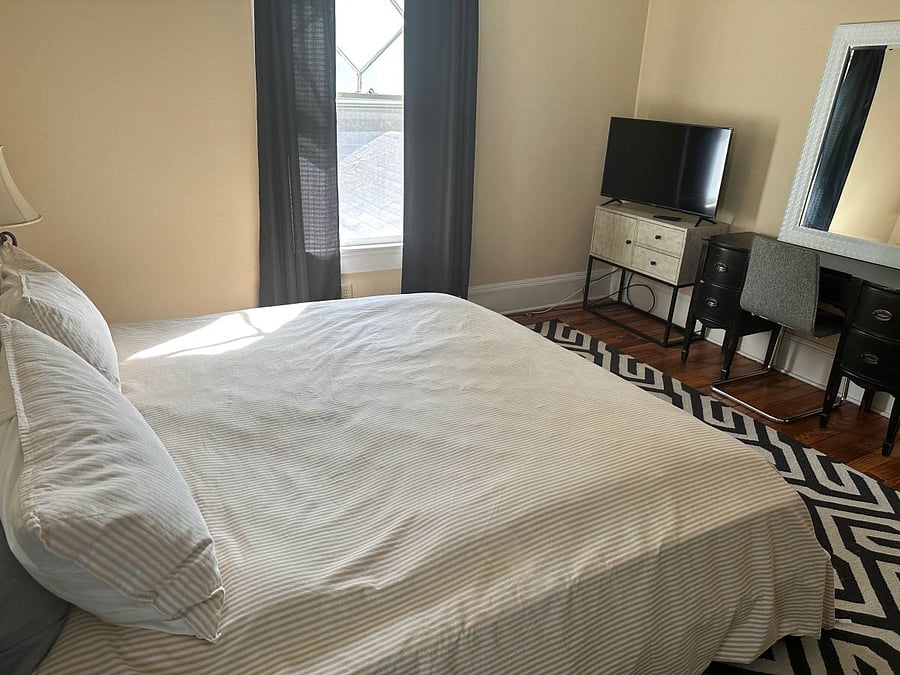 Furnished Finder property 619524_1 photo 12