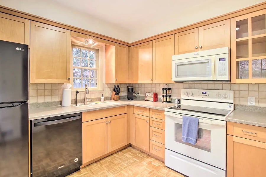 Furnished Finder property 619540_1 photo 7