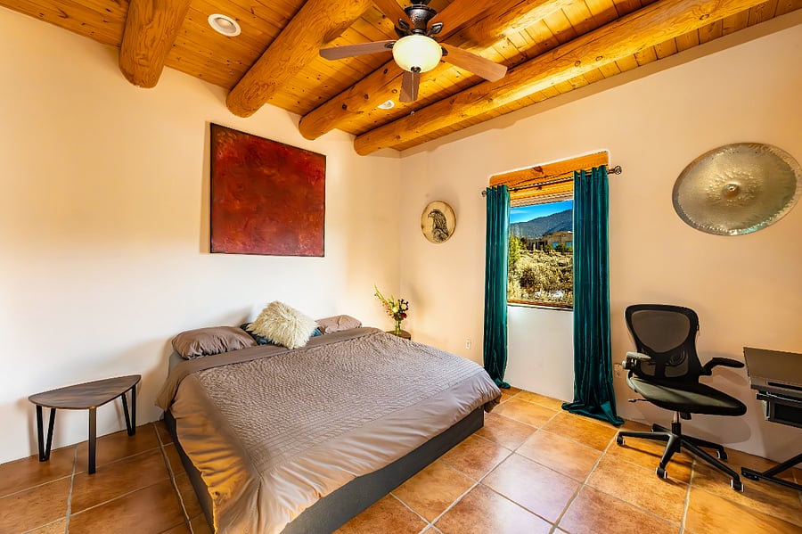 Furnished Finder property 619609_1 photo 16