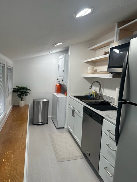Furnished Finder property 619613_1 photo 6