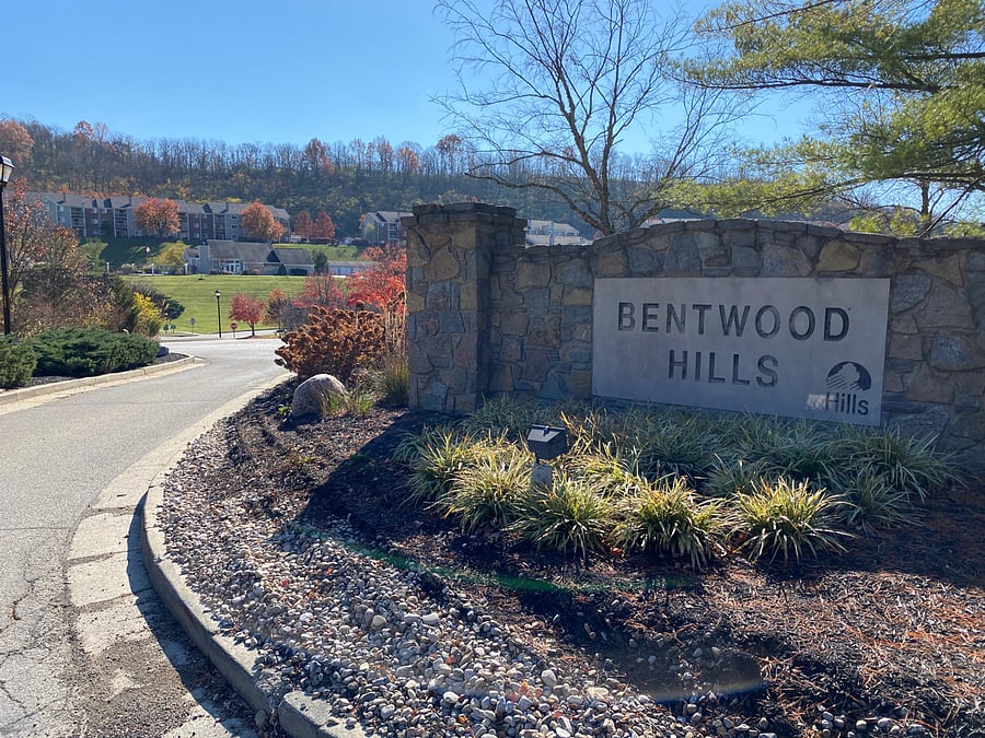 Entrance to a safe and quiet community near area hospitals and downtown Cincinnati