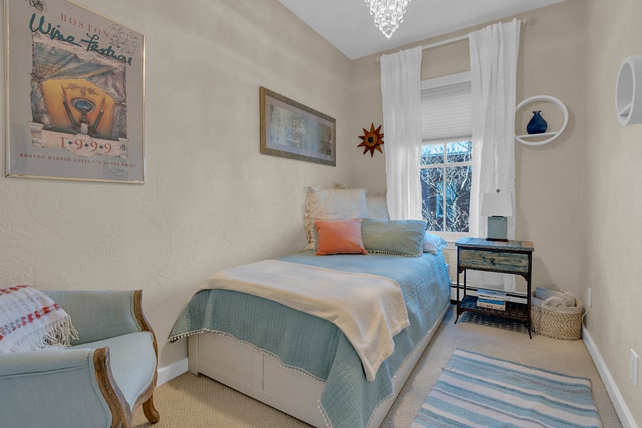 3rd floor twin trundle bed