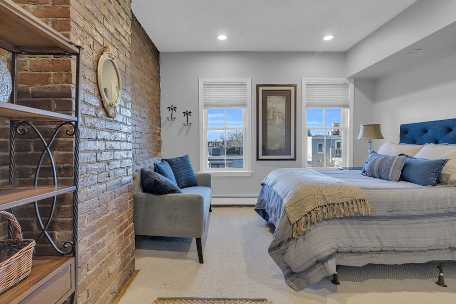 3rd floor full bedroom
