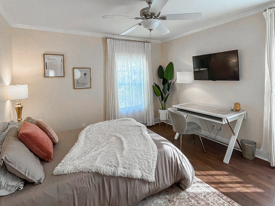 Your Private Room 