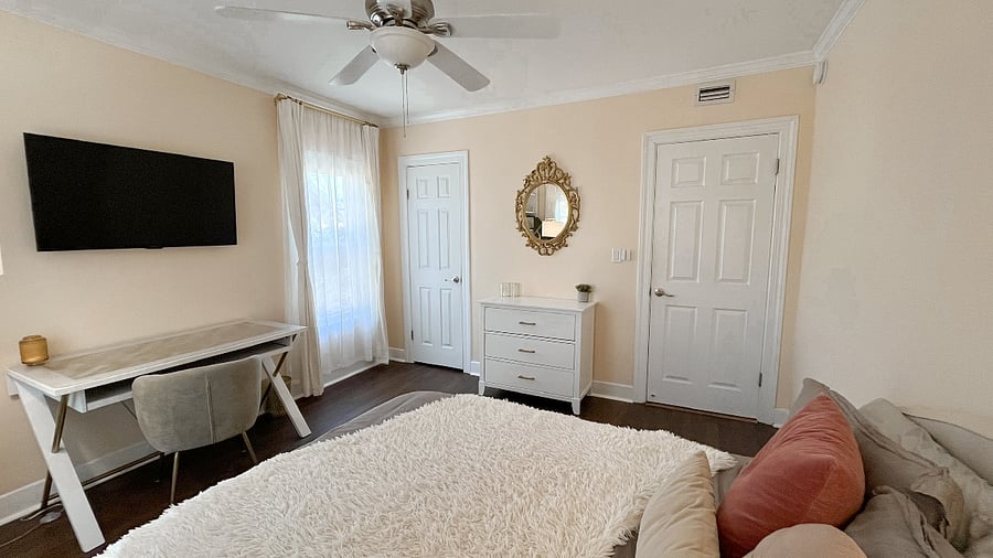 Your Private Room 