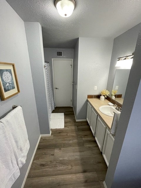 Furnished Finder property 619799_1 photo 3