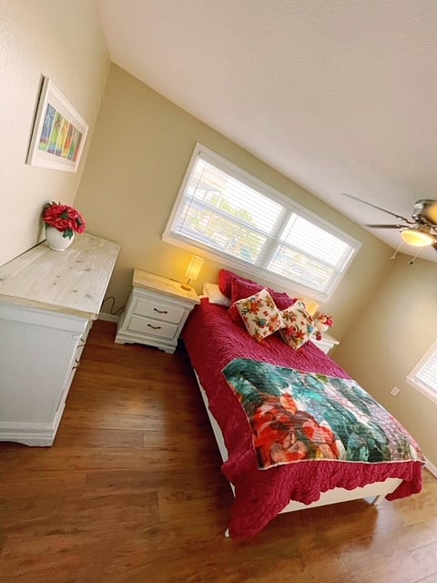 Furnished Finder property 619800_1 photo 13