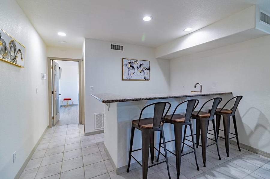 Furnished Finder property 619825_1 photo 31