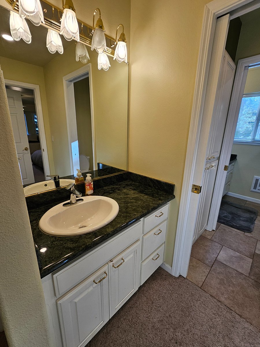 Furnished Finder property 619830_1 photo 14