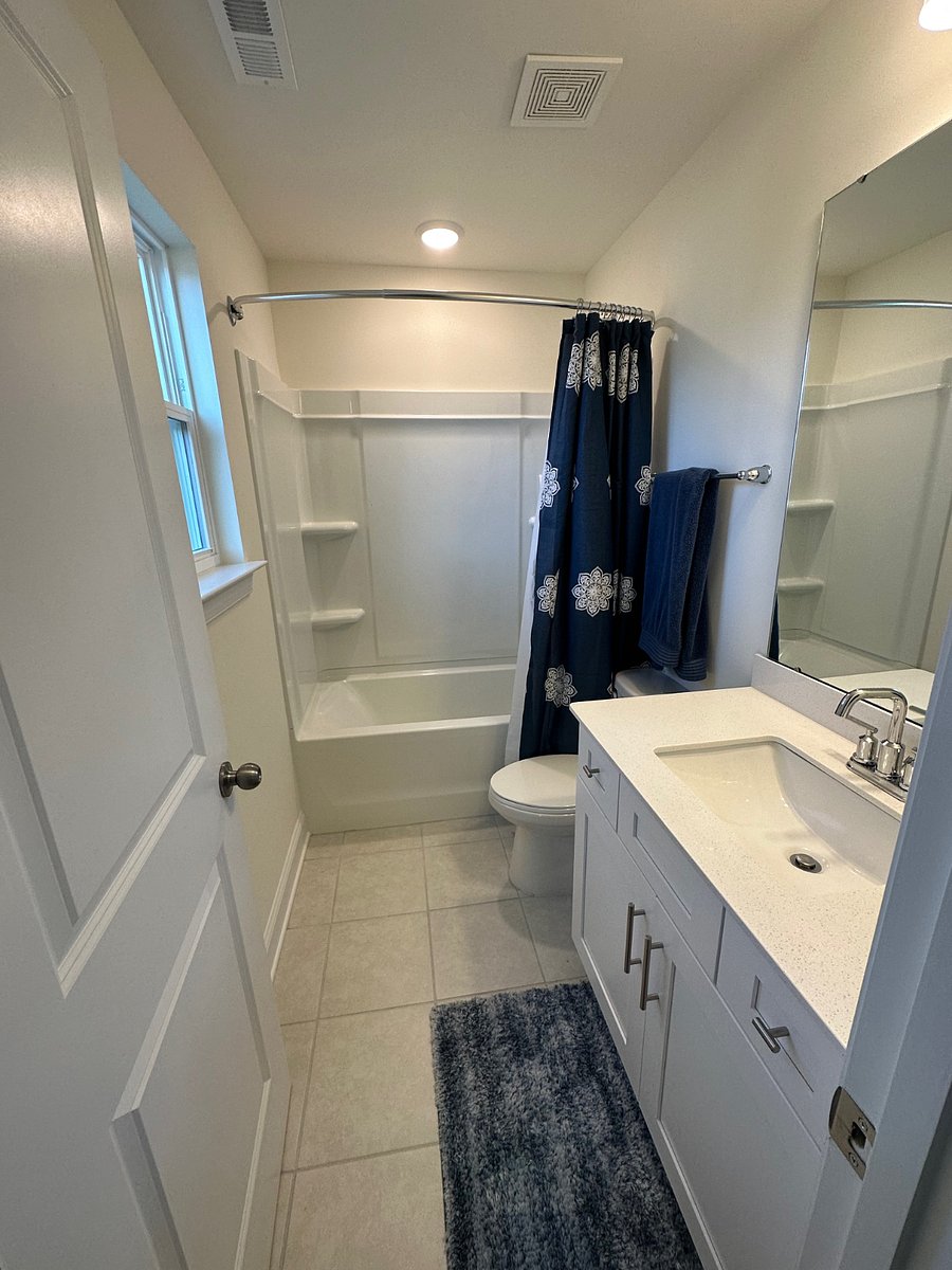 Furnished Finder property 619880_1 photo 18
