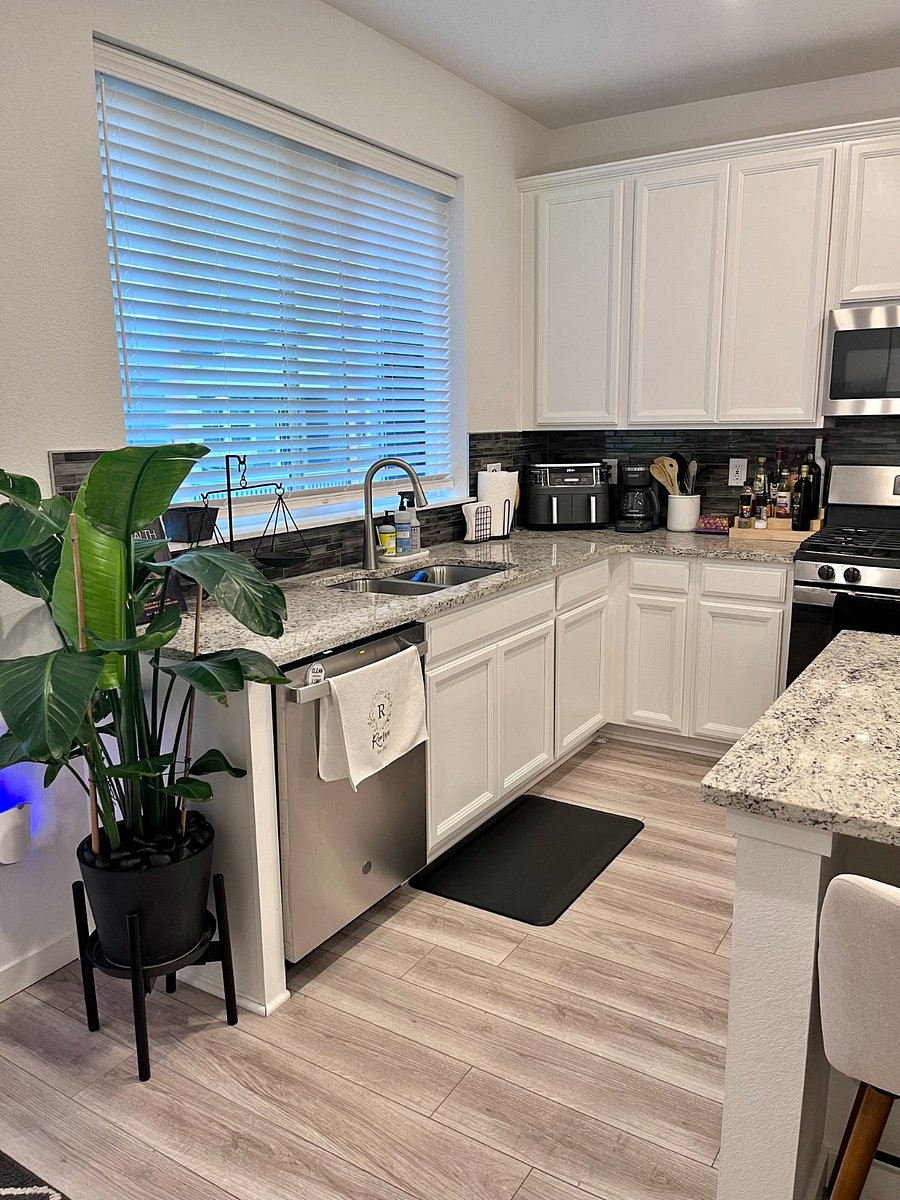 Furnished Finder property 619891_1 photo 8