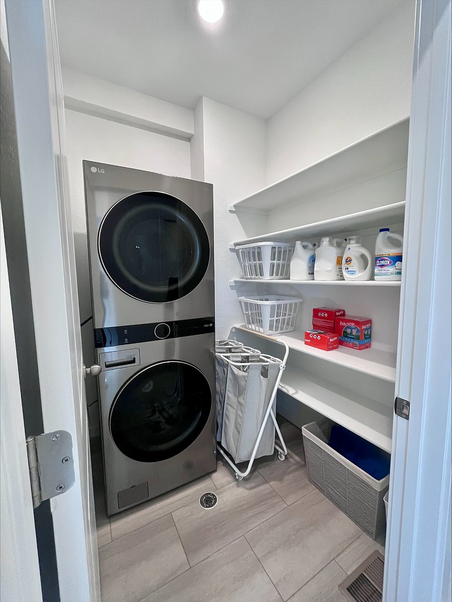 Shared Washer/Dryer in 2nd Floor Laundry Room
