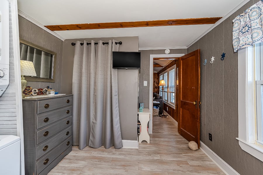 Furnished Finder property 620103_1 photo 18