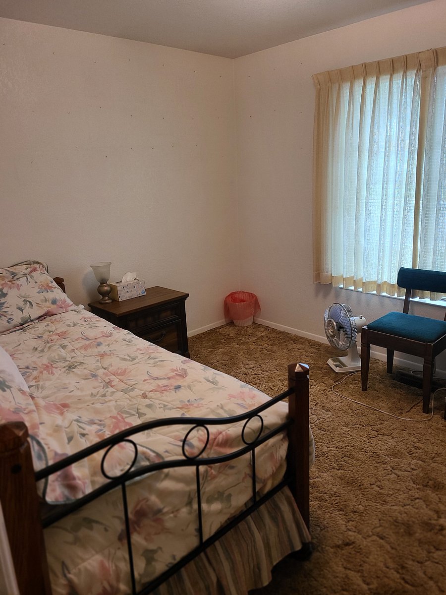 Twin/Tundrel Bedroom