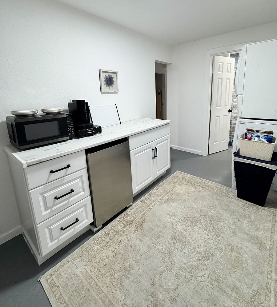 Furnished Finder property 620204_1 photo 16