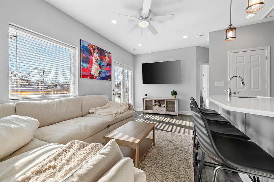 Furnished Finder property 620212_1 photo 8